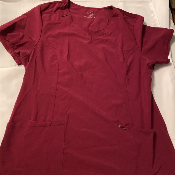 Cherokee Infinity Scrub Top - Picture 3 of 4